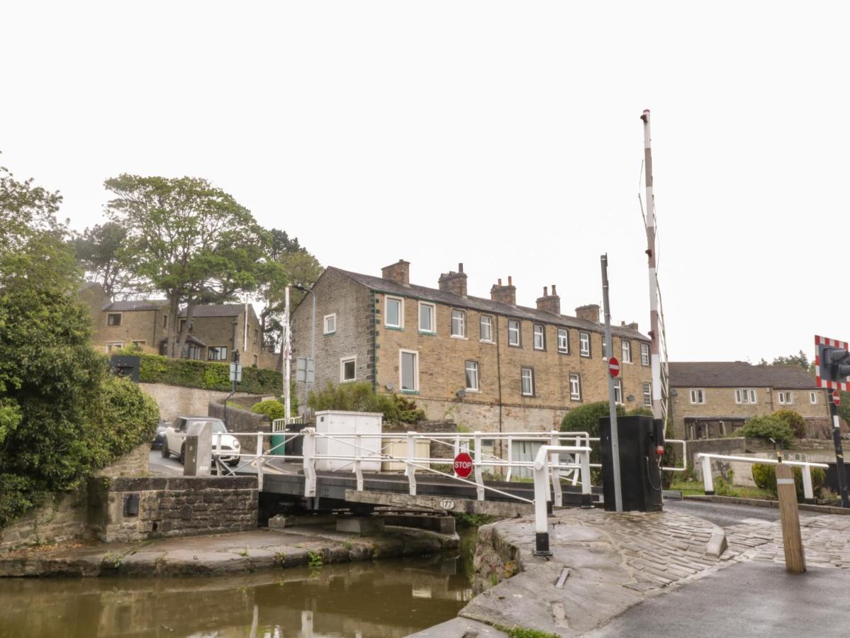 Canal View Skipton Exterior photo